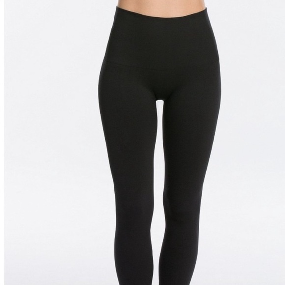 SPANX Look At Me Now Crop Leggings Black 1X Plus Size Everyday Elevated Basic - Picture 9 of 16